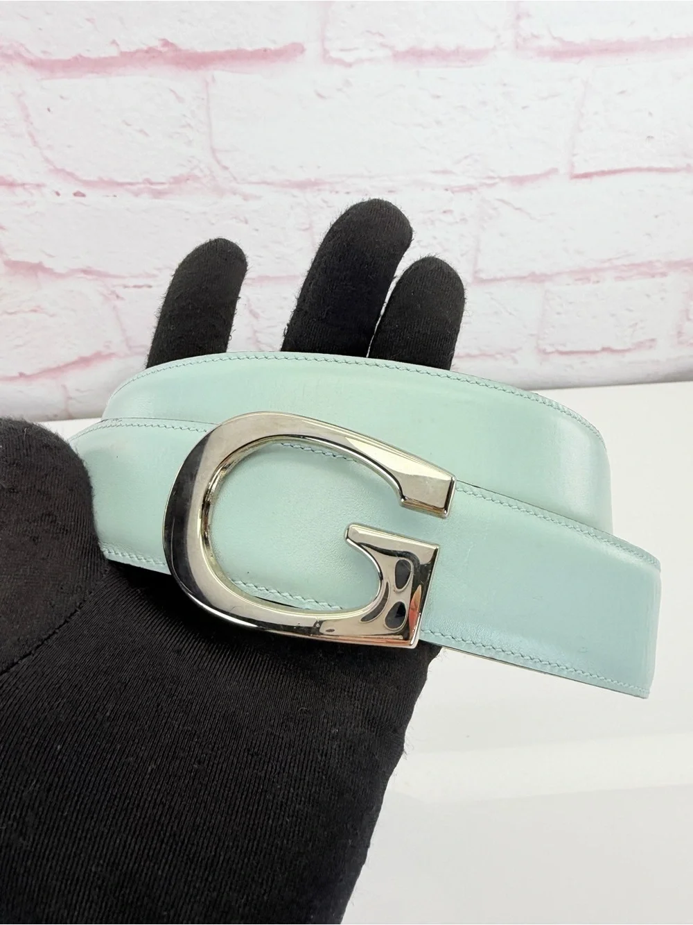 Gucci authentic dusty